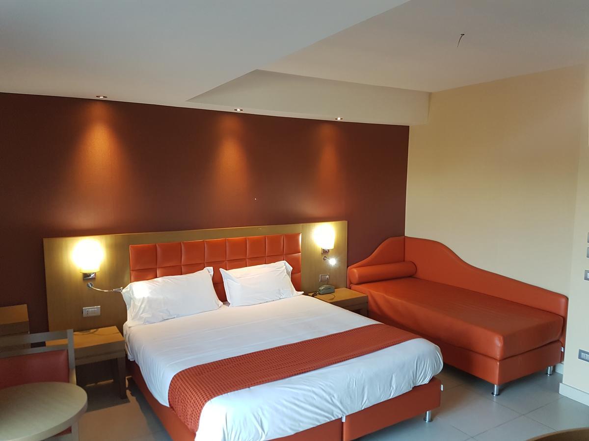 Hotel Ristorante La Campagnola Cassino Eksteriør bilde